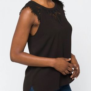 41 Hawthorn-Jarred Lace Detail Cap Sleeve Blouse-Black (Large)
